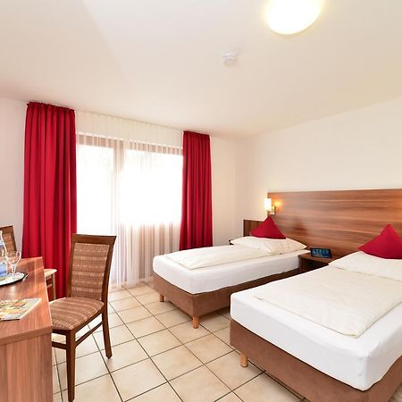 Esslingen am Neckar Hotel Am Buchwald מראה חיצוני תמונה